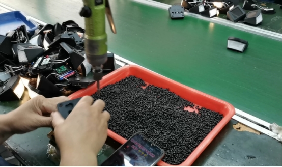 从打螺丝到月薪1.8W 一个工厂女工的软件测试逆袭之路